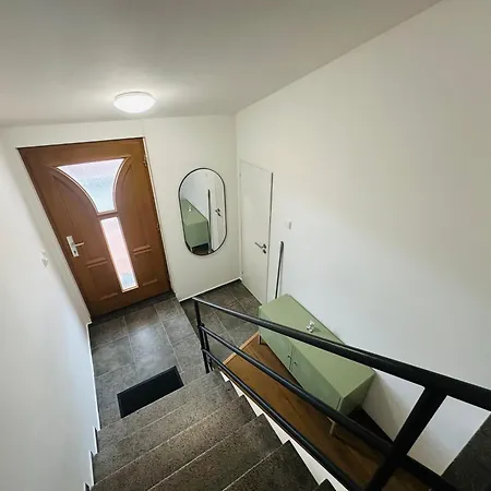 Letni S Terasou Apartment Benesov (Central Bohemian)