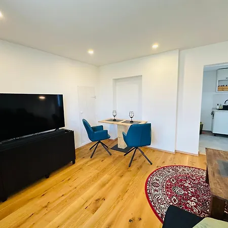 Letni S Terasou Apartment Benesov (Central Bohemian)